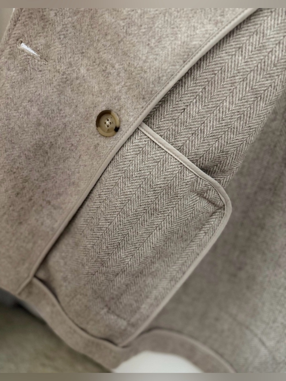 Hollister Soft Wool Blend Cropped Pea Coat in “Oatmeal/Cream Herringbone” Size S - Picture 7 of 10